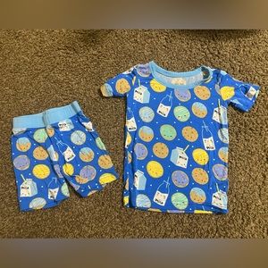 Little sleepies 12-18 months pjs